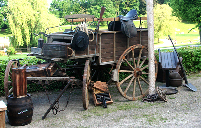 Wild-West "Farmer-Kutsche", Holz, alt 1,80 x 2,40m
